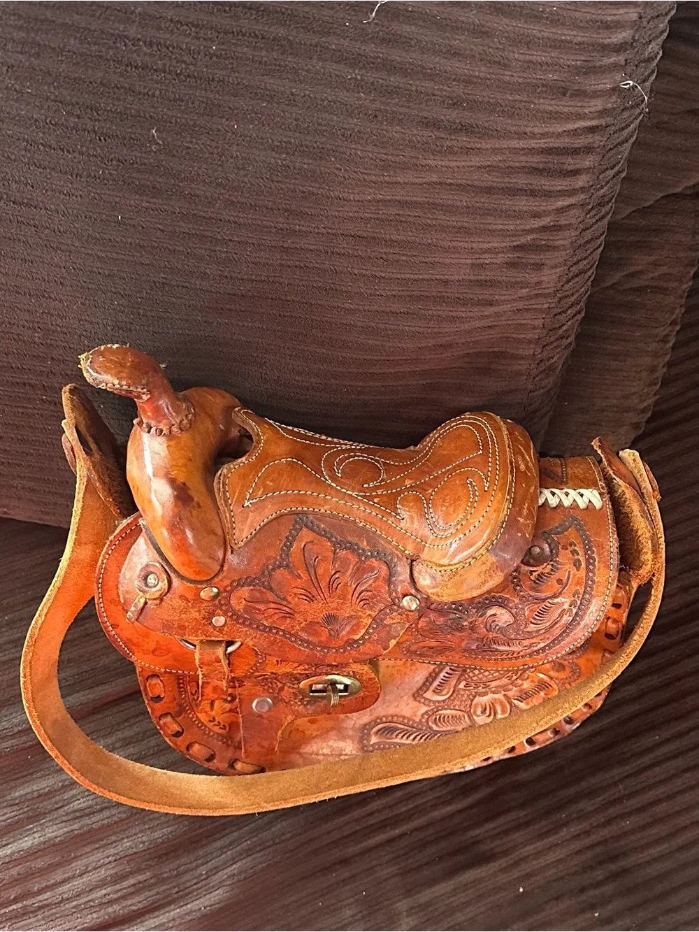 Authentic Gaitan Vintage Hand-tooled Leather Miniature Saddle Purse.Genuine Rare - Picture 3 of 8